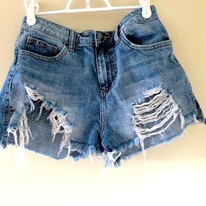 High waisted ripped denim shorts
